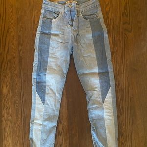 LEVIS blue jeans size 27
